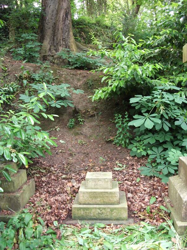 Wm Thorold Grave 4.jpg